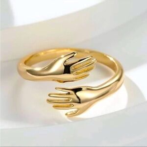 Hug Me Gold Adjustable Ring